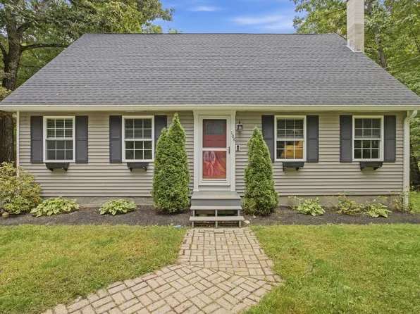 108 Dunn Rd, Ashburnham, MA 01430