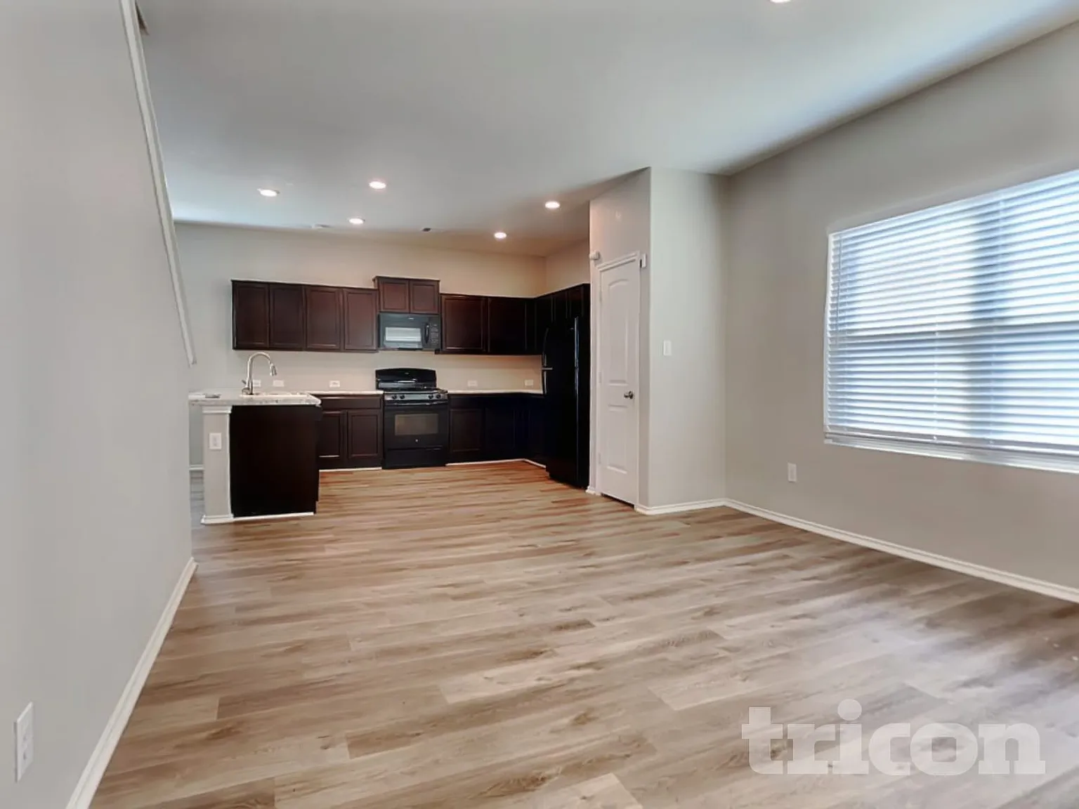 8406 Chalk Hill Cove Converse TX — Photo 4