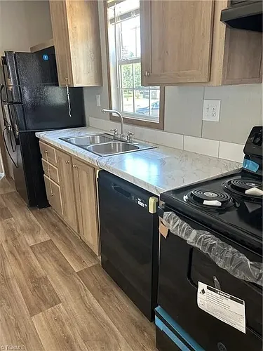 102 Lakisha Ct Photo 1