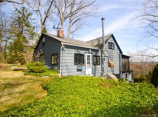 21 Great Quarter Rd, Sandy Hook, CT 06482