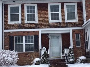 69 Joy Dr APT H2, South Burlington, VT 05403