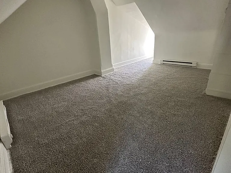 420 Valley Rd — Photo 9