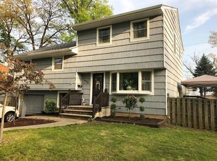 524 Chestnut St, Middlesex, NJ 08846