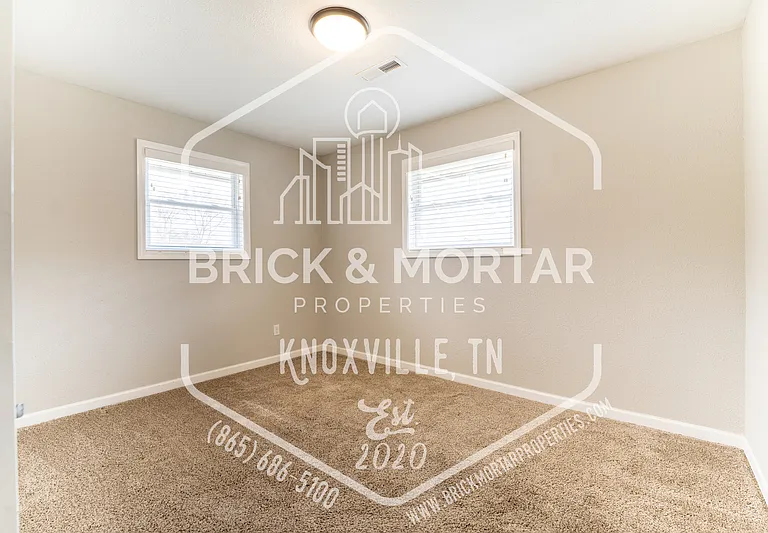 837 Teffeteller Ln — Photo 28