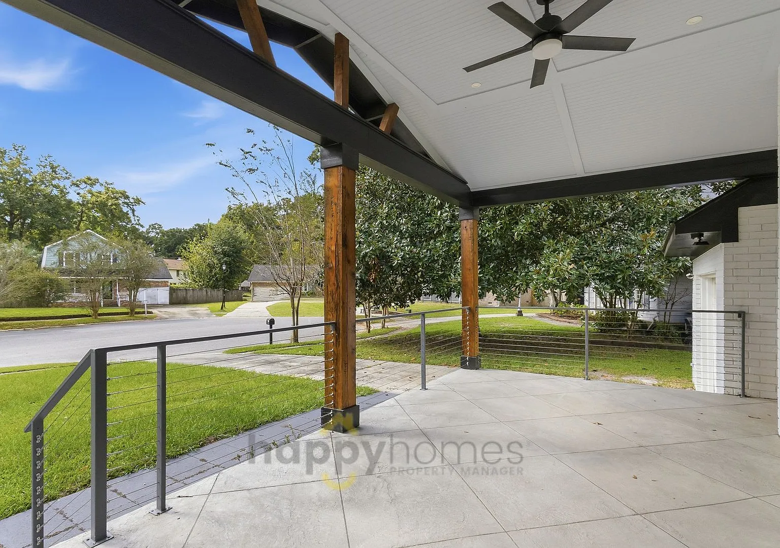 3 Bedroom 2 Bathroom in Summerville — Photo 2