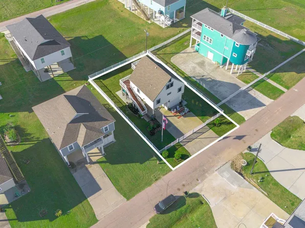 22901 Miramar St, Galveston, TX 77554
