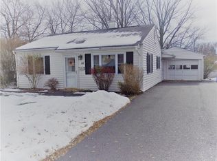 16 Wycliffe Rd, Waterloo, NY 13165