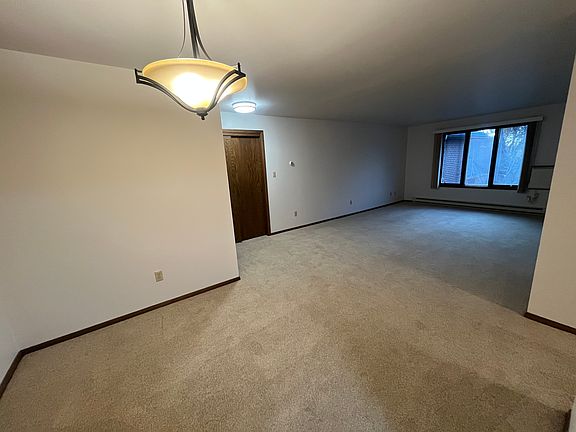 4th image of 617 Michigan Ave #B20e1449d