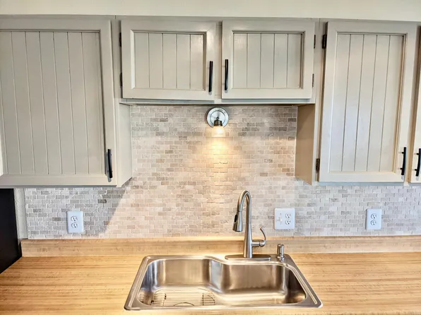 3740 Iris Ave APT D, Boulder, CO 80301