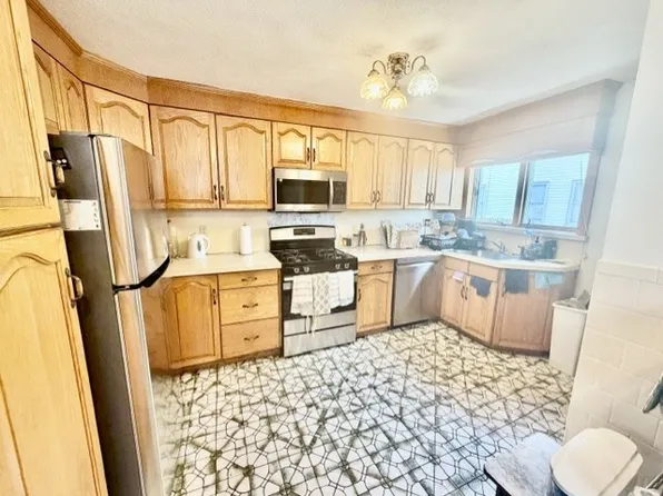 30 South St, Medford, MA
