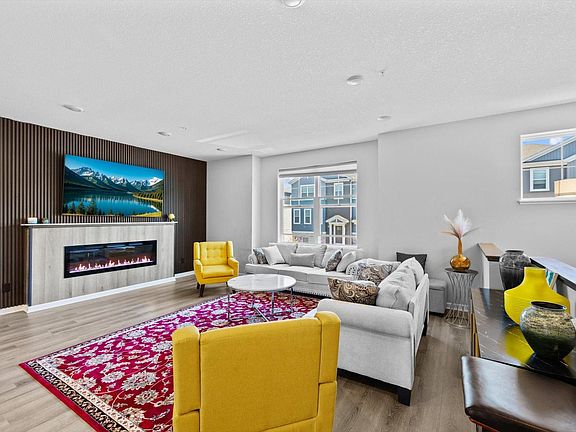 2nd image of 8632 Kenyon Ct NE #D