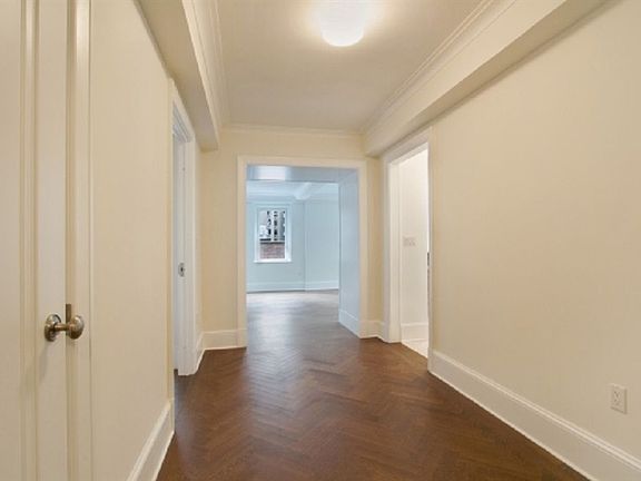4th image of 530 Park Ave APT 10H
