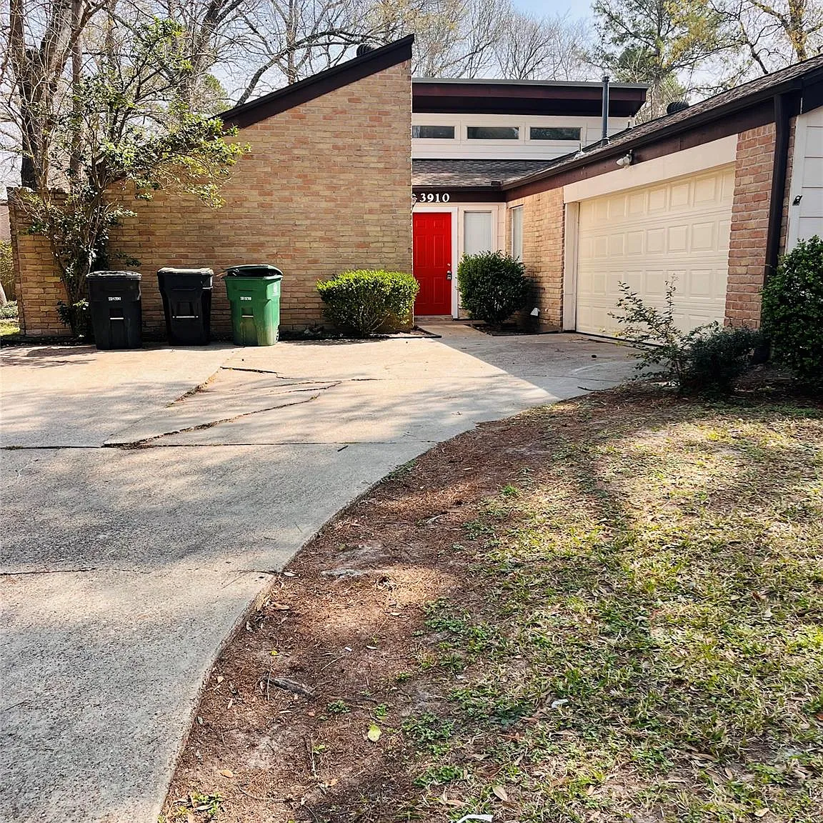 3 bed, 2.0 bath, 1754 sqft, $1,800 — Photo 3