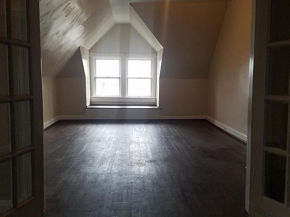 2nd image of 28 Broadway APT 4