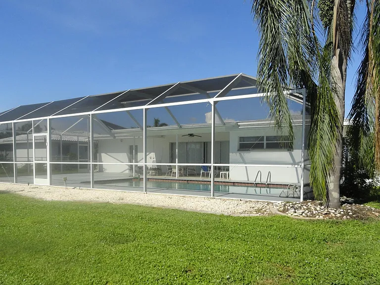 5242 Seagull Ct — Photo 3