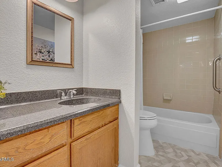 10235 N 31st St #15 — Photo 20