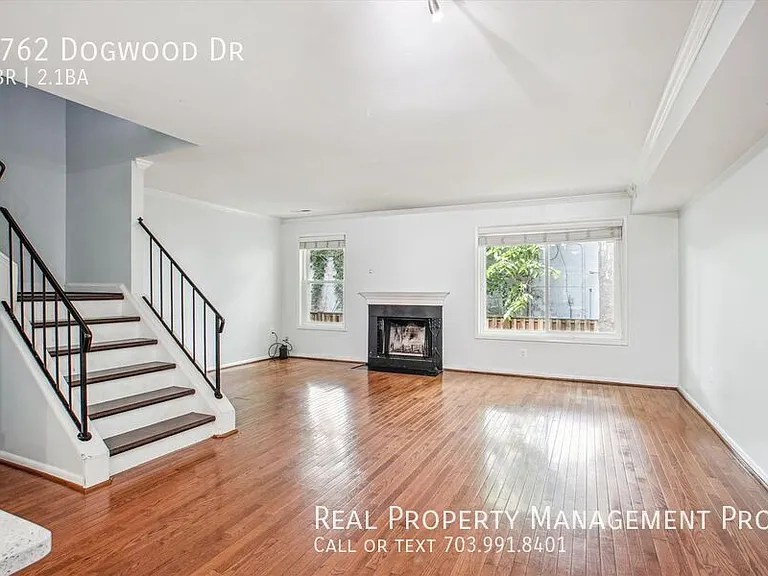 1762 Dogwood Dr — Photo 7