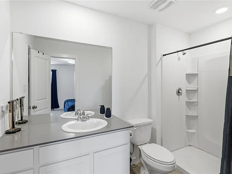 2706 Lannister Ln — Photo 14