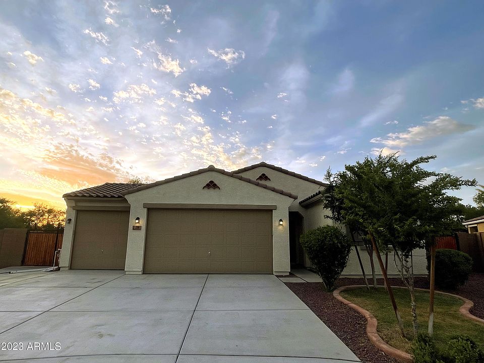 1st image of 208 W MOONLIGHT Trail