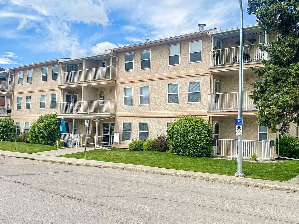 1st image of 106-5026 49th St #106