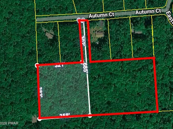 109 Autumn Ct, Hawley, PA 18428