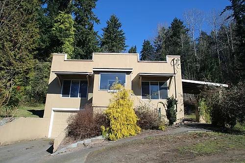 8428 NE Bothell Way Photo 1