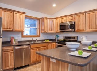 957 70th Ave, Roberts, WI 54023