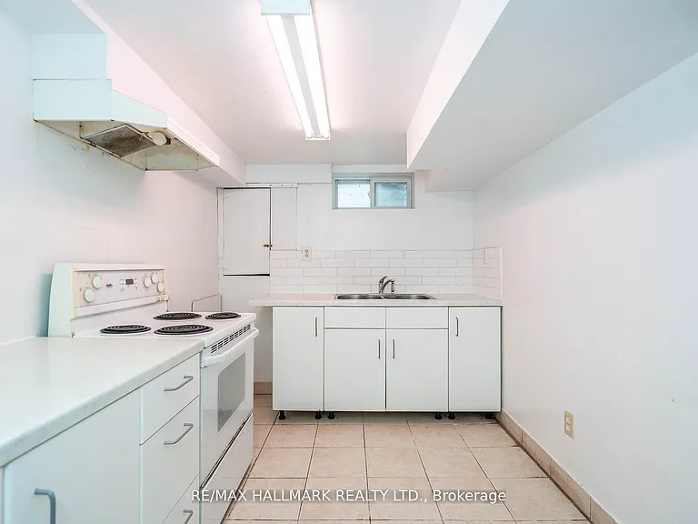 104 Highland Park Blvd — Photo 6