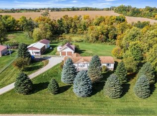 20560 Cedar Lake Trl, Morristown, MN 55052