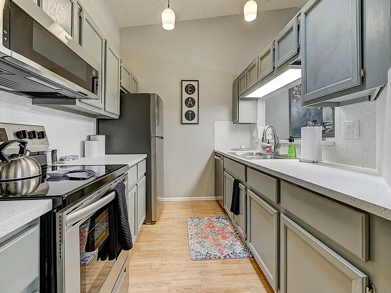2908 Camino Cielo Ct — Photo 21
