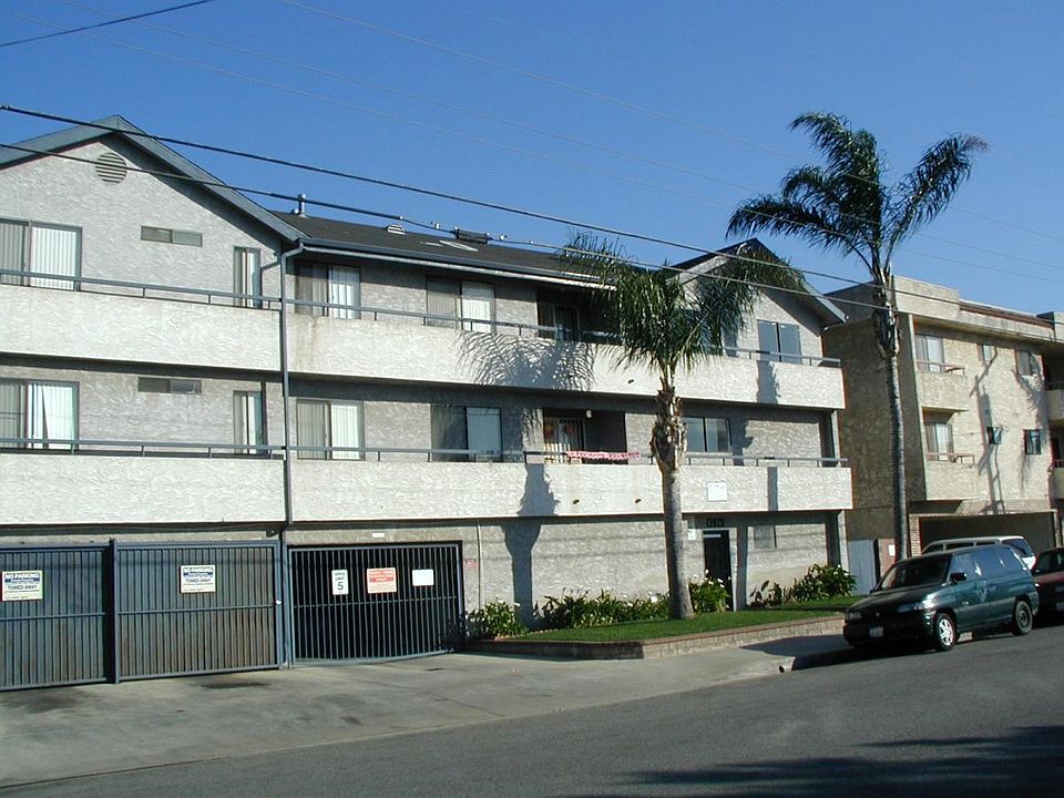 1st image of 13920 Chadron Ave APT 8