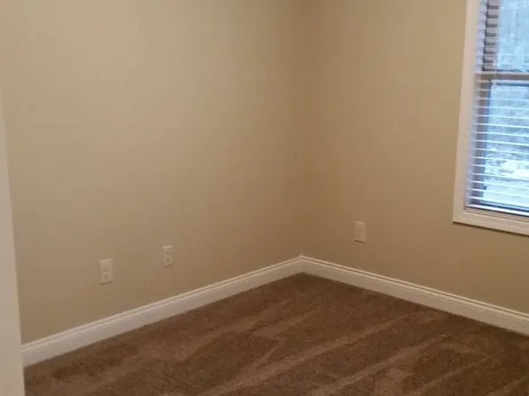 (undisclosed Address), Somerset, KY 42501