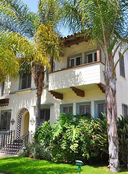 325 S Cochran Ave #101 — Photo 5