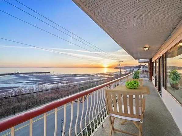 15147 Marine Dr #202, White Rock, BC V4B 1C5