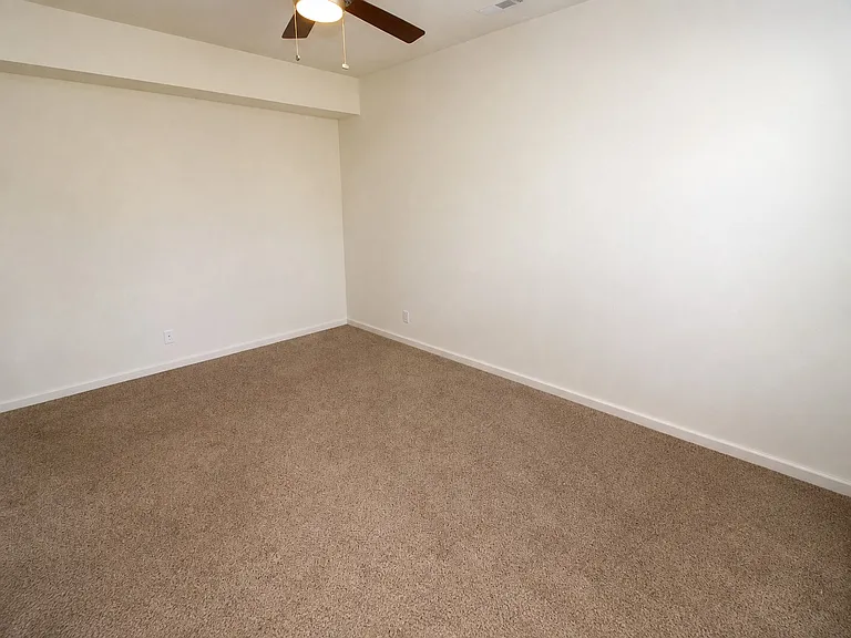2932 Poinciana Dr — Photo 19