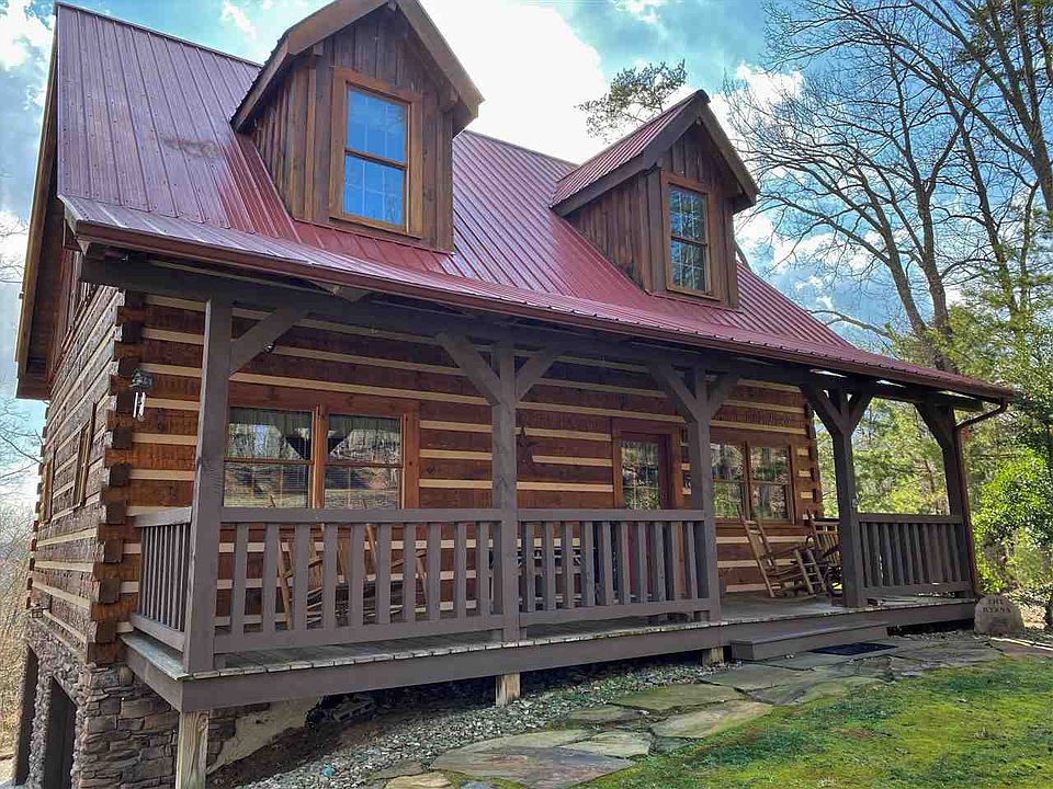 1st image of 304 Chelaque Way