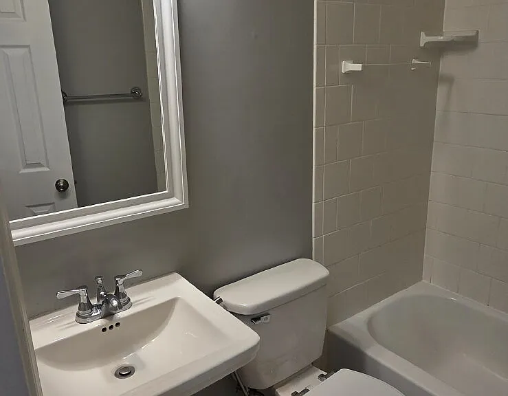 12735 Lighthouse Ln #UPSTAIRS — Photo 14