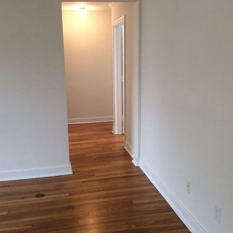 2 bed, 950 sqft, $1,200 — Photo 4