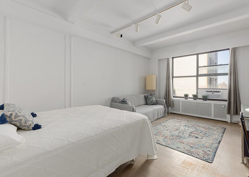 1st image of 225 Central Park N #1209