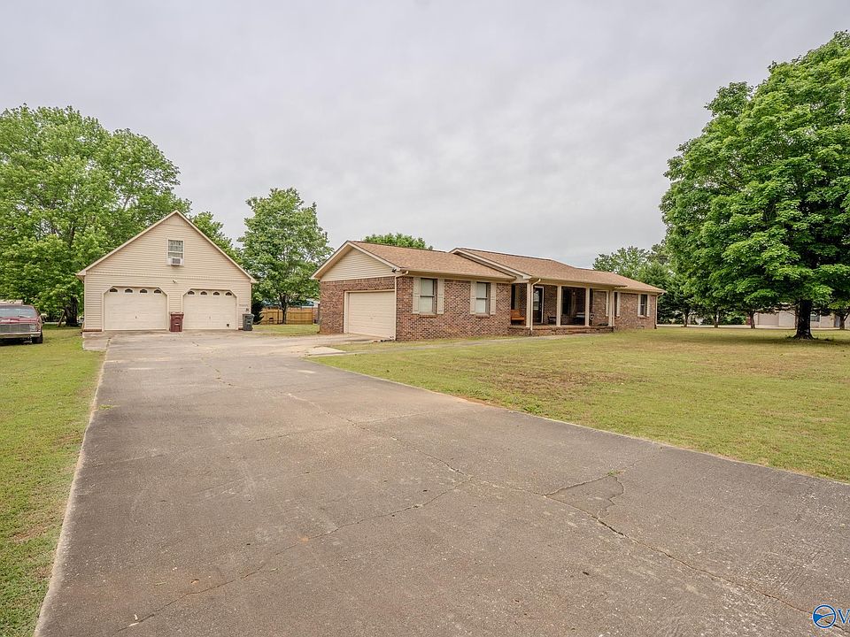 1st image of 26477 Branch Rd