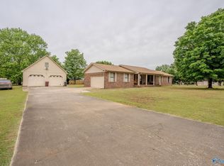 26477 Branch Rd, Athens, AL 35613