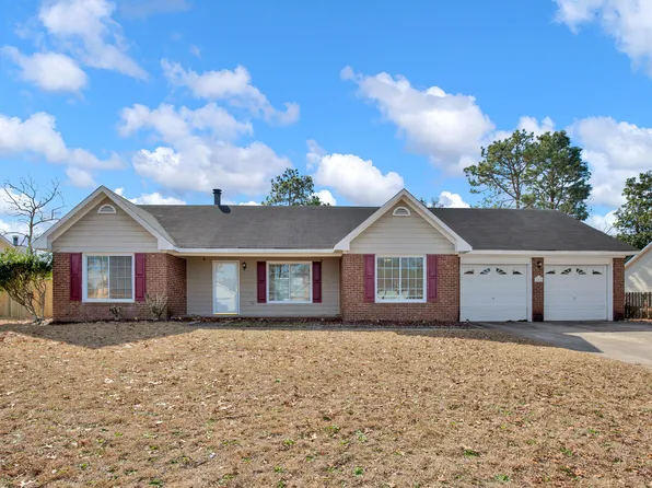 6708 Pacific Ave, Fayetteville, NC 28314