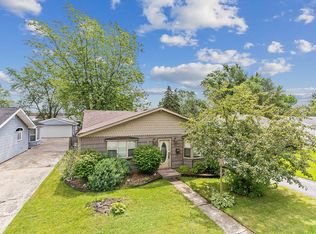 3221 Fairview Ave, South Chicago Heights, IL