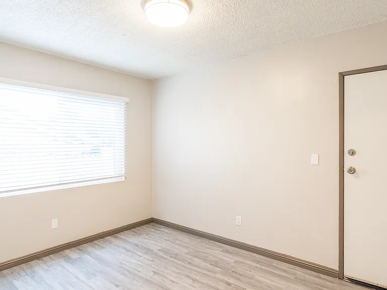5901 Hanna Ave — Photo 23