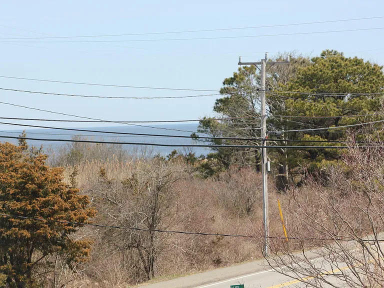 68 Town Neck Rd — Photo 16