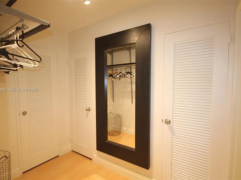 5161 Collins Ave #1004 — Photo 22