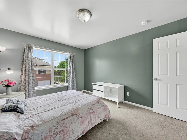 23668 Northstone Village Dr — Photo 24