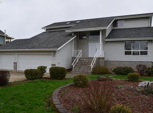 32Y Bailey Rd, Roseburg, OR 97112