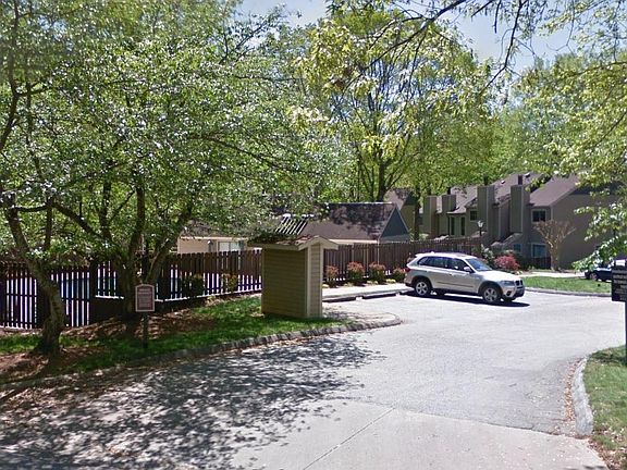 4th image of 225 J Village Ln