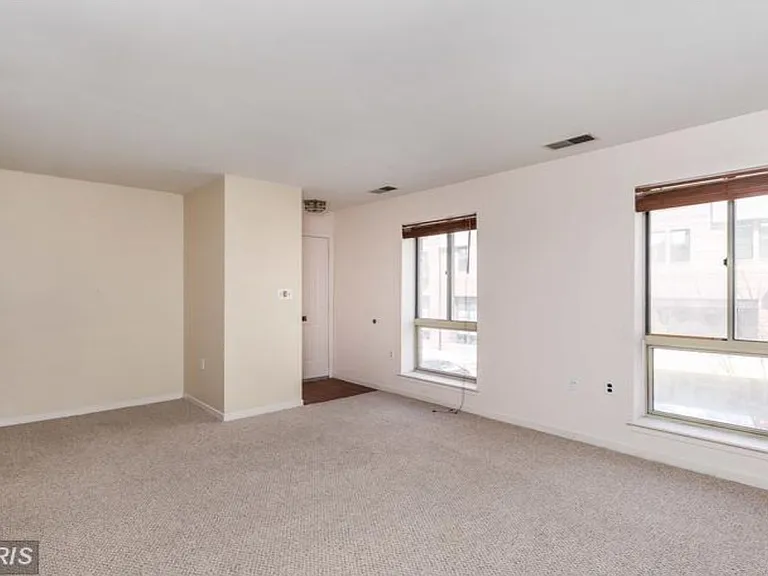 608 S Charles St #A — Photo 12